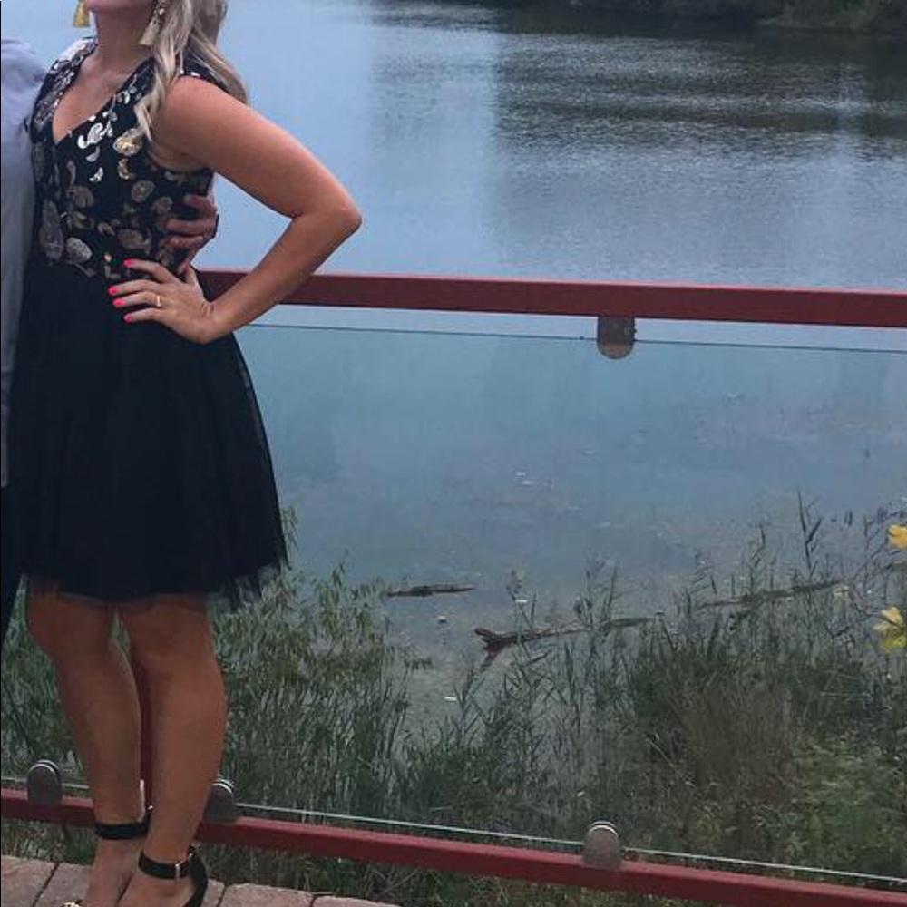 Black sequined dress. - Picture 1 of 3